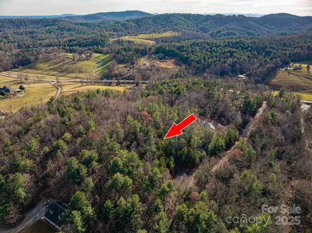 3129 Mountain Laurel Drive, Lenoir, NC 28645