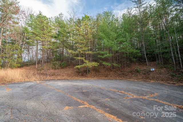 3129 Mountain Laurel Drive, Lenoir, NC 28645