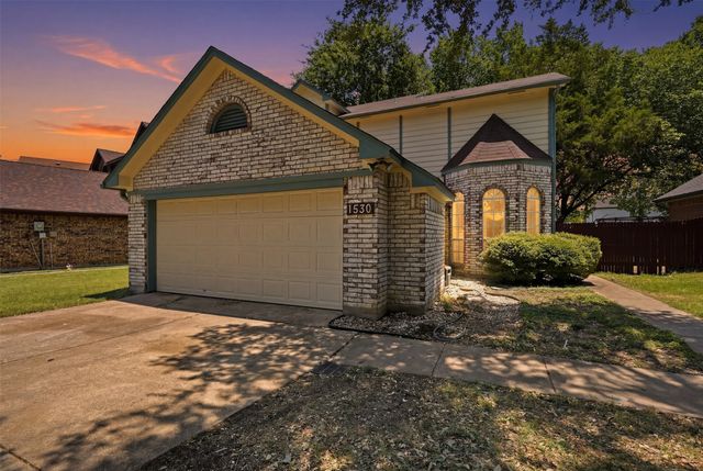 1530 Allen Drive, Cedar Hill, TX 75104