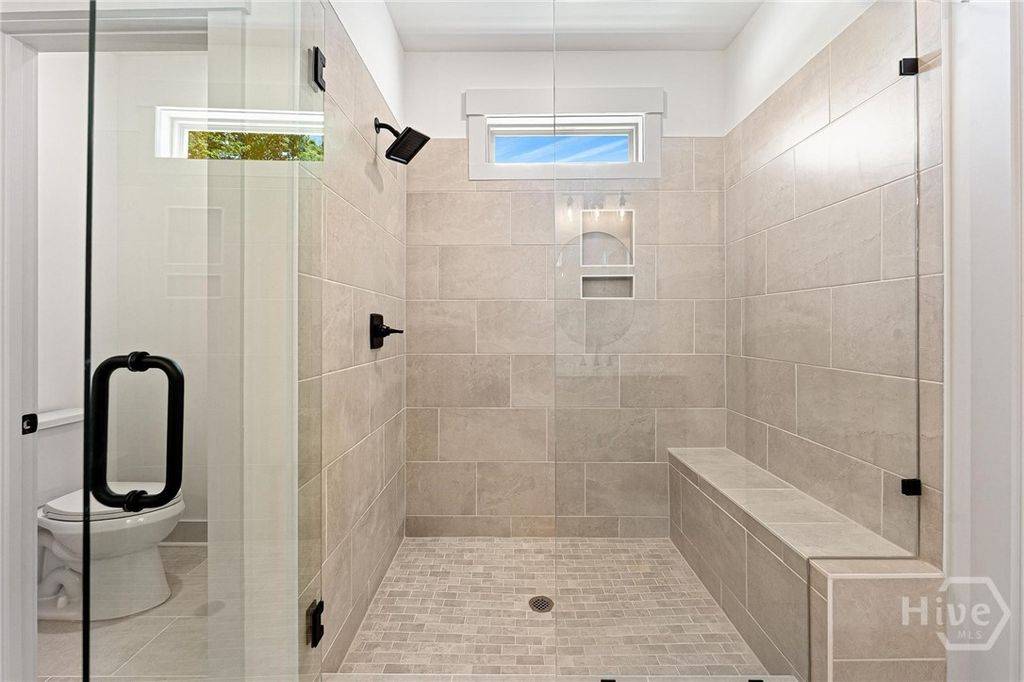 Image 16 of property listing at 33 Hometown Court, Jefferson, GA 30549