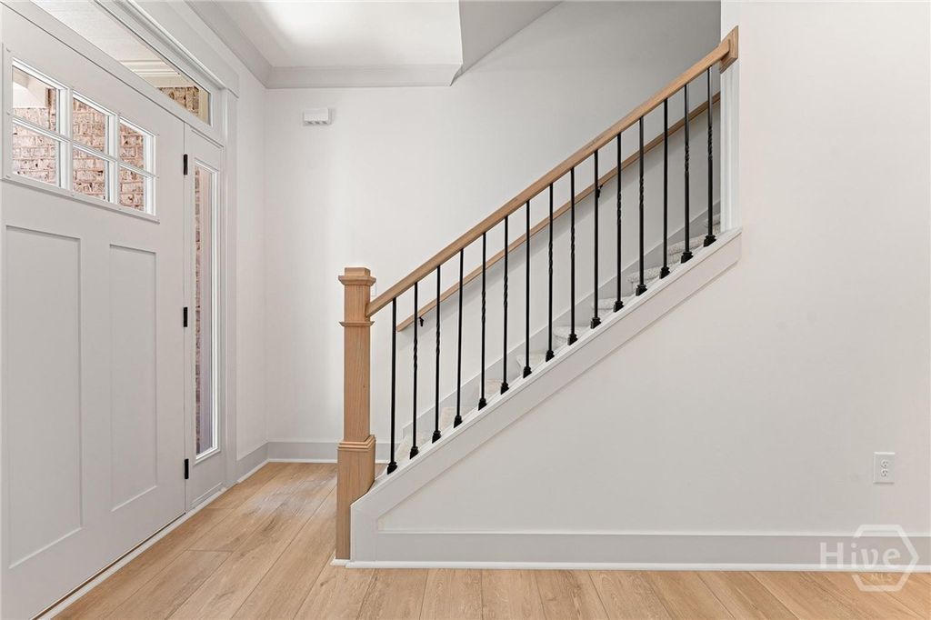 Image 20 of property listing at 33 Hometown Court, Jefferson, GA 30549