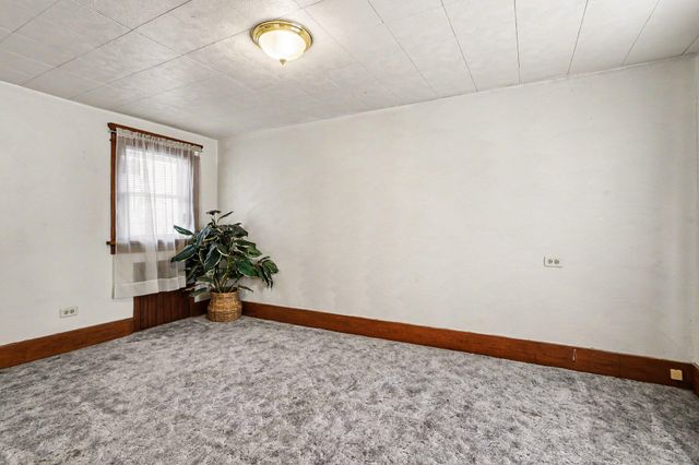 90 Lathrop Avenue, Battle Creek, MI 49014