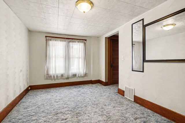 90 Lathrop Avenue, Battle Creek, MI 49014