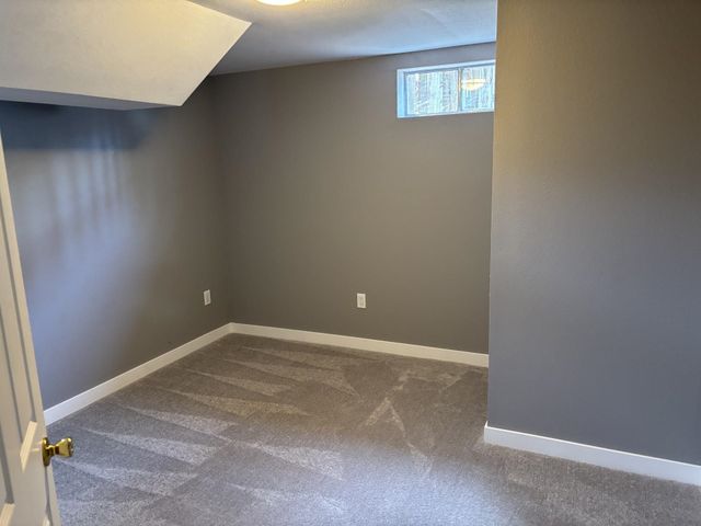 5017 W HOUSTON Ave, Spokane, WA 99208