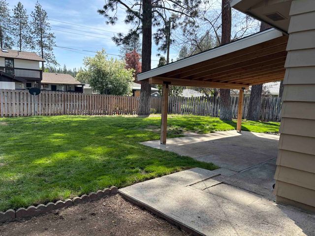 5017 W HOUSTON Ave, Spokane, WA 99208