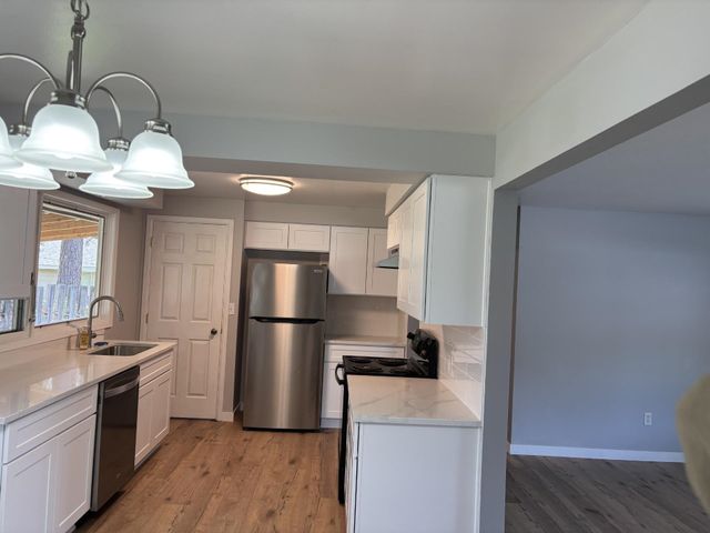 5017 W HOUSTON Ave, Spokane, WA 99208