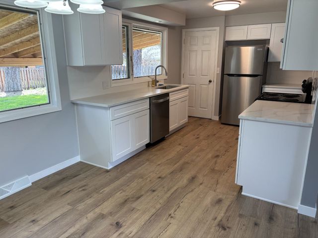 5017 W HOUSTON Ave, Spokane, WA 99208