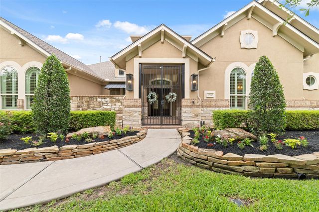 17810 Fairhaven Gateway Drive, Cypress, TX 77433