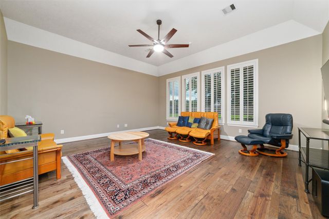 17810 Fairhaven Gateway Drive, Cypress, TX 77433