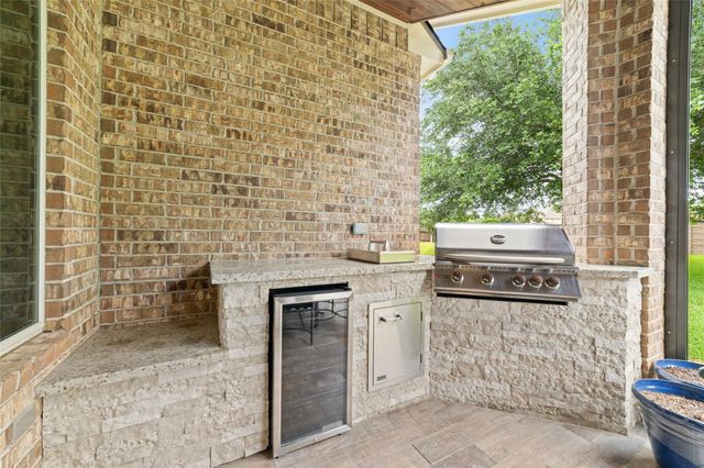17810 Fairhaven Gateway Drive, Cypress, TX 77433