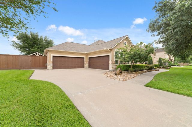 17810 Fairhaven Gateway Drive, Cypress, TX 77433