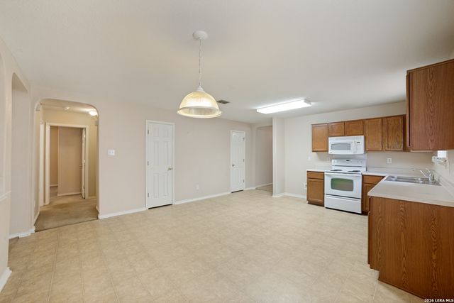10723 Pony Mesa, San Antonio, TX 78254