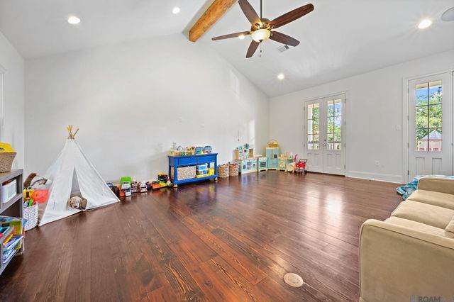 18026 Prestwick Ave, Baton Rouge, LA 70810