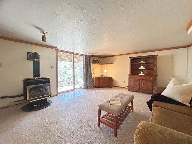 1553 RUSTIC RIDGE COURT, Green Bay, WI 54311