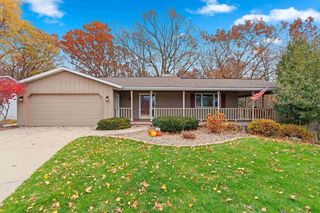 1553 RUSTIC RIDGE COURT, Green Bay, WI 54311