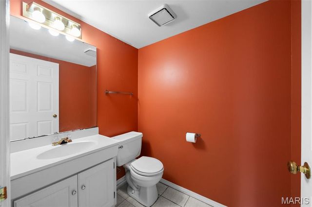250 S Brentwood Boulevard 1F, Clayton, MO 63105