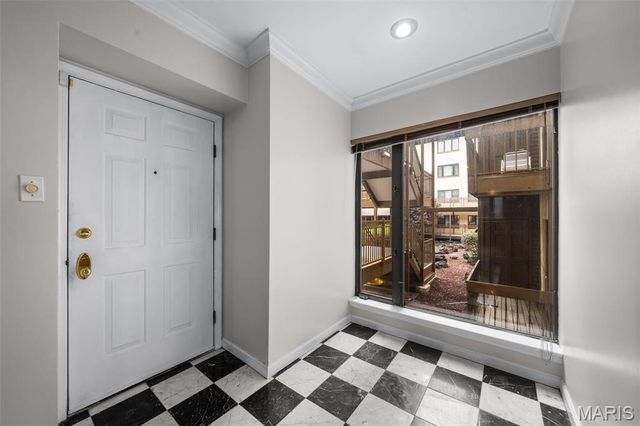 250 S Brentwood Boulevard 1F, Clayton, MO 63105