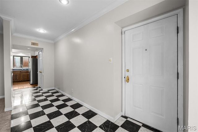 250 S Brentwood Boulevard 1F, Clayton, MO 63105