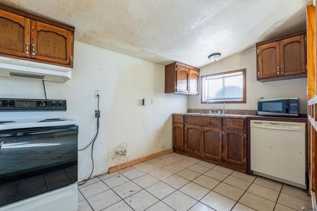 881 S Ave C, Yuma, AZ 85364