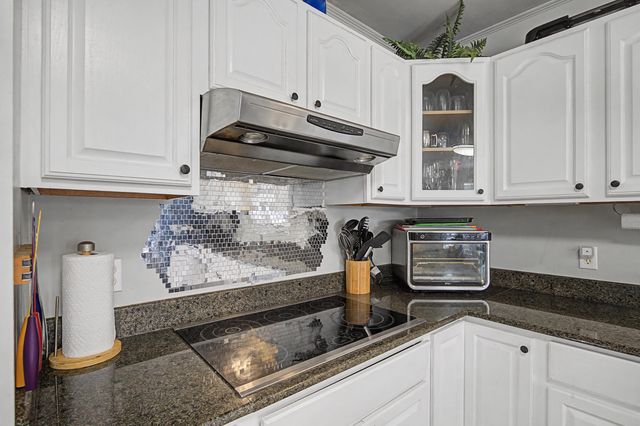 1004 Sandra Drive, Mary Esther, FL 32569