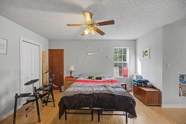 1004 Sandra Drive, Mary Esther, FL 32569