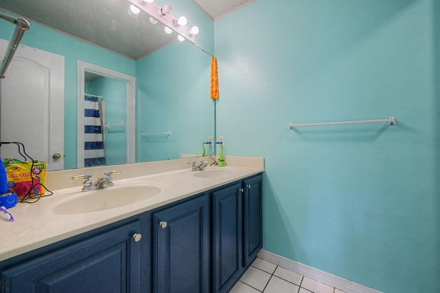 1004 Sandra Drive, Mary Esther, FL 32569