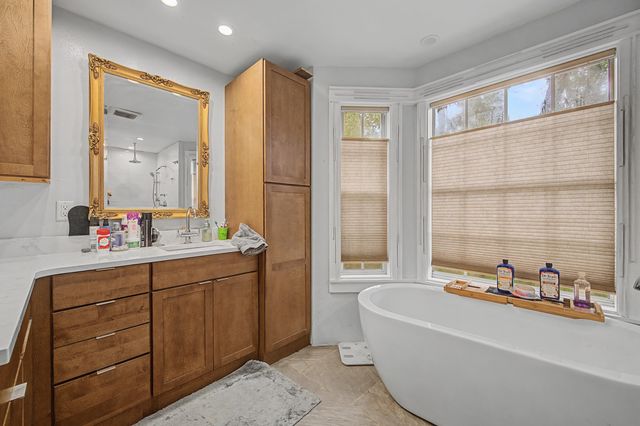 1004 Sandra Drive, Mary Esther, FL 32569