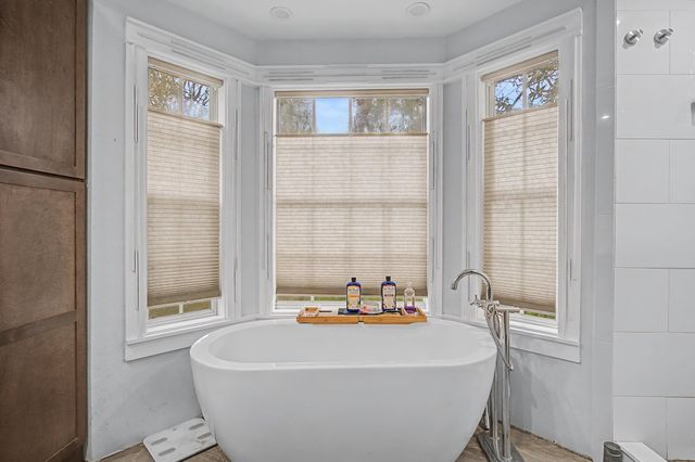 1004 Sandra Drive, Mary Esther, FL 32569