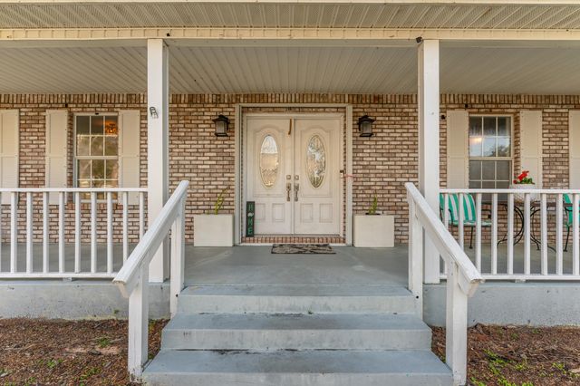 1004 Sandra Drive, Mary Esther, FL 32569