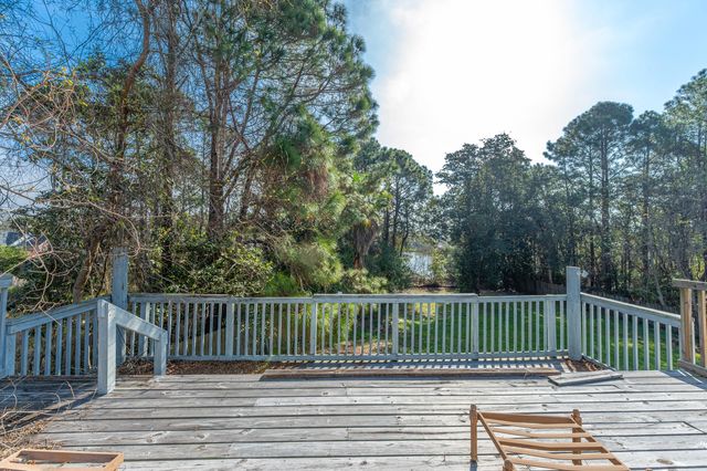 1004 Sandra Drive, Mary Esther, FL 32569