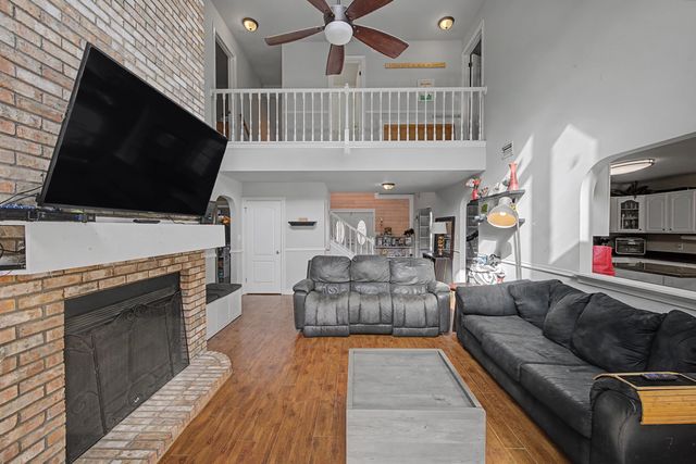 1004 Sandra Drive, Mary Esther, FL 32569