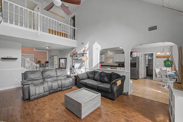 1004 Sandra Drive, Mary Esther, FL 32569