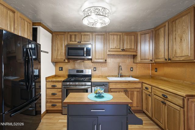 421 14th Street, Sparks, NV 89431