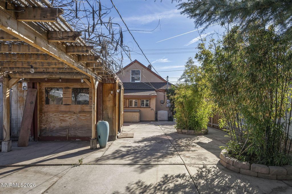 Image 20 of property listing at 421 14th Street, Sparks, NV 89431