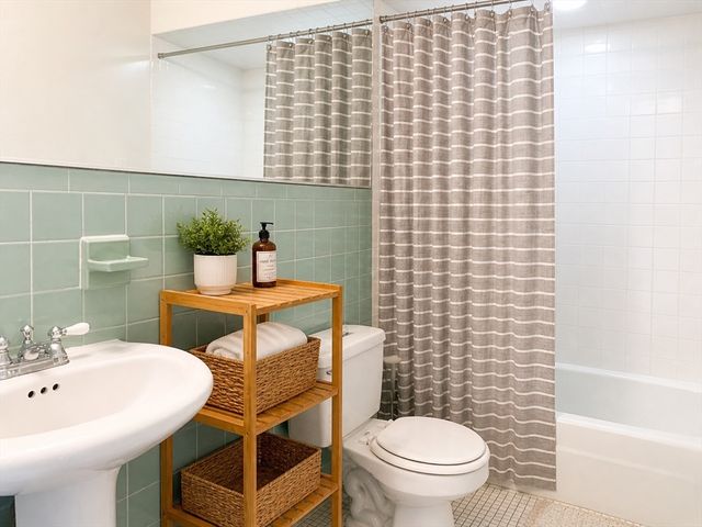 538 Massachusetts Ave 3, Boston, MA 02118