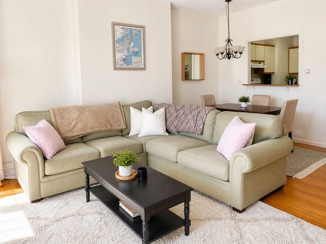 538 Massachusetts Ave 3, Boston, MA 02118