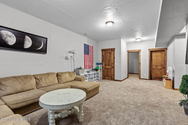 2543 W Malraux Dr, Coeur D'alene, ID 83815