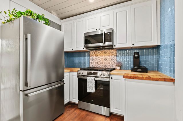 1114 Melvin Drive, Hanahan, SC 29410