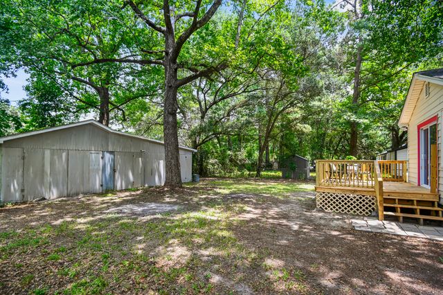 1114 Melvin Drive, Hanahan, SC 29410