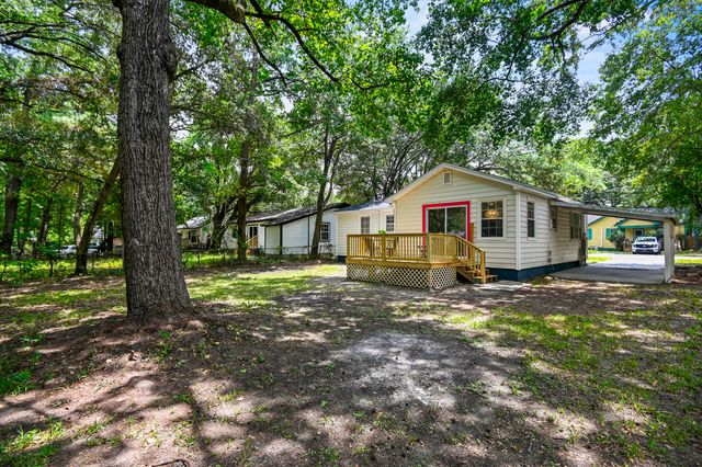 1114 Melvin Drive, Hanahan, SC 29410