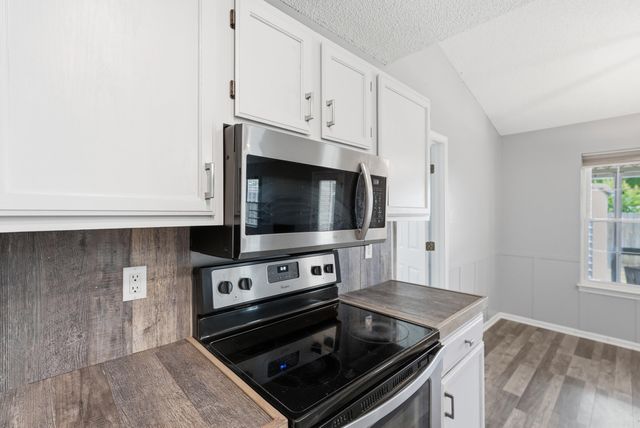 900 Edgewood Drive, Bryant, AR 72022