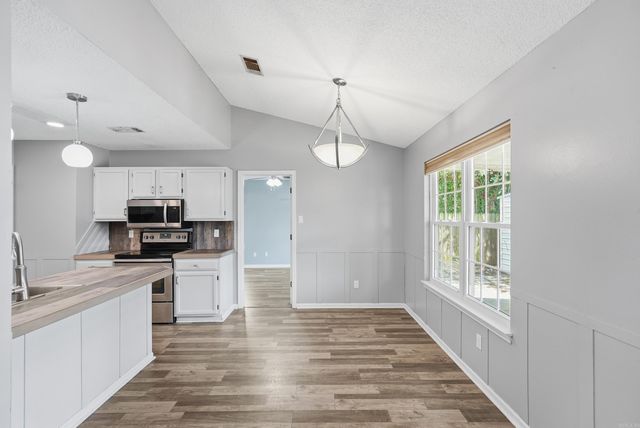 900 Edgewood Drive, Bryant, AR 72022