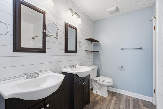 900 Edgewood Drive, Bryant, AR 72022
