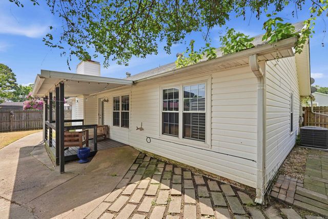 900 Edgewood Drive, Bryant, AR 72022