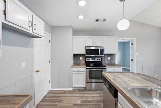 900 Edgewood Drive, Bryant, AR 72022