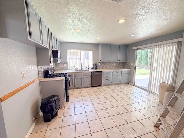 44333 Shad, Lancaster, CA 93536