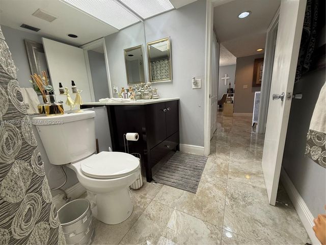 12950 SW 4th Ct 112H, Pembroke Pines, FL 33027