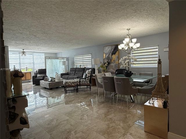 12950 SW 4th Ct 112H, Pembroke Pines, FL 33027