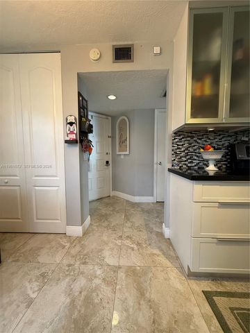 12950 SW 4th Ct 112H, Pembroke Pines, FL 33027