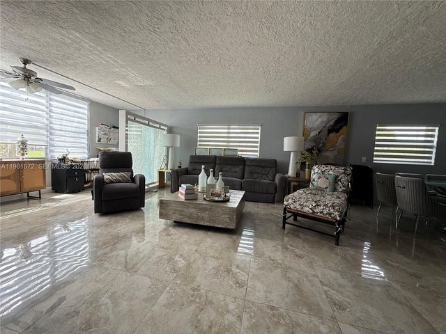 12950 SW 4th Ct 112H, Pembroke Pines, FL 33027